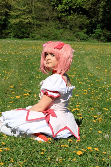 Kaname Madoka Cosplay By Pikayumichu On Deviantart