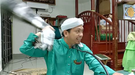 Ustaz Syakir Nasoha Unwanul Falah Wa Unfuwanus Sholah Kelebihan