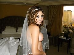 Real Amateur Newly Wed Wives Get Naughty In Their Wedding