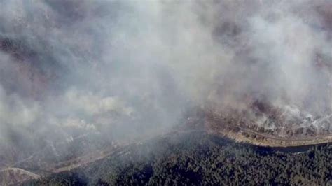 Tens Thousands Flee Fast Moving Wildfire In Northern California Nbc Southern California