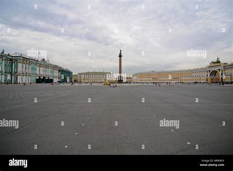 Palace Square Saint Petersburg Russia Stock Photo Alamy