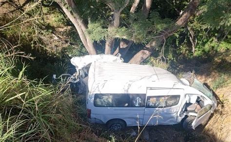 Mueren Servidores de la Nación en accidente iban a Acapulco