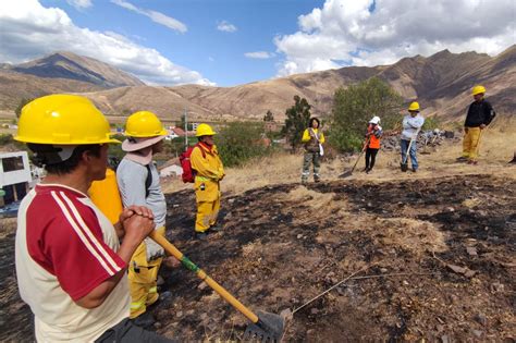 Guardaparques de Machu Picchu capacitan a pobladores en prevención de