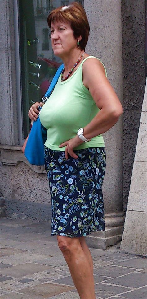 Nice Big Busty Candid Mature In Green Photo