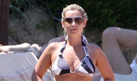 Celebrity Magazine Hot Model Celebrity Louise Redknapp Bikini Photos