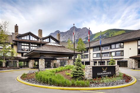 Pomeroy Kananaskis Mountain Lodge- First Class Kananaskis Village, AB ...