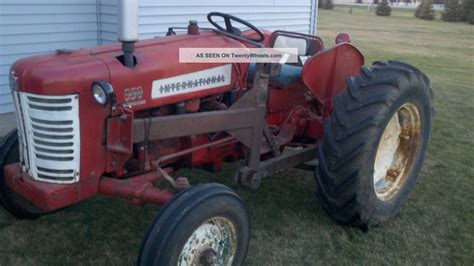 1957 Ih 350 Utility Tractor With Loader