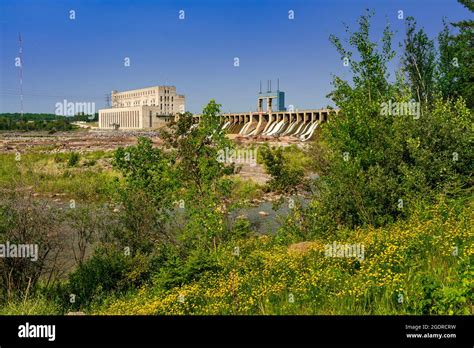 Seven Sisters Power Generating Station Hi Res Stock Photography And