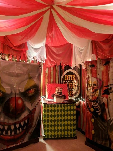 Book Of Graphics Clowns Halloween Decorations Halloween Circus Halloween Party Decor