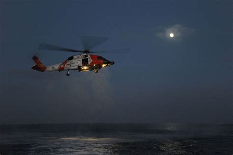 Mh Jayhawk Military Coast Guard Rescue Us Coast Guard Coast