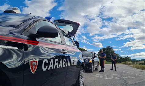 Picchia Il Nuovo Compagno Della Ex Rintracciato E Arrestato Dai Carabinieri