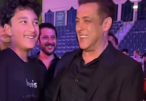 Fans React On Sanjay Dutt S Son Shahraan