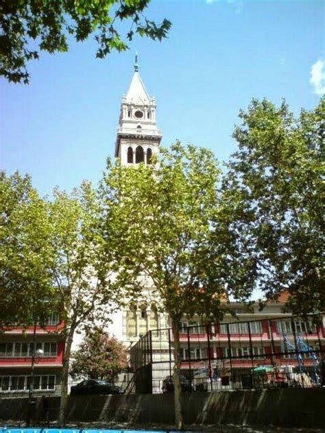 Torre exenta de la basílica de Nuestra Señora de Atocha Foto de Riselo