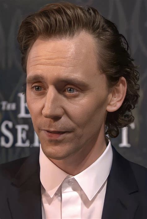 Thomas William Hiddleston Tom Hiddleston Loki Essex Serpent The