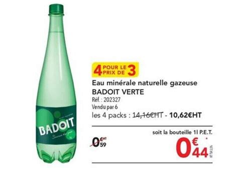 Promo Eau minérale naturelle gazeuse BADOIT VERTE chez METRO