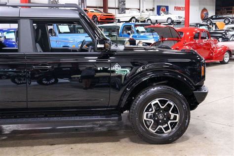 2022 Ford Bronco Outer Banks Package 3600 Miles Shadow Black Suv 27l V6 Automat Used Ford