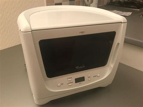 Whirlpool corner microwave | in London | Gumtree