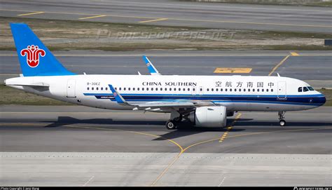 B 30EZ China Southern Airlines Airbus A320 251N Photo By Wang Yixuan