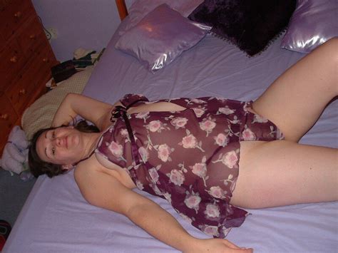 SLUT MILFS X Porn Pic