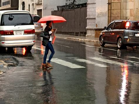 Persisten las lluvias con tormentas eléctricas para hoy en varios