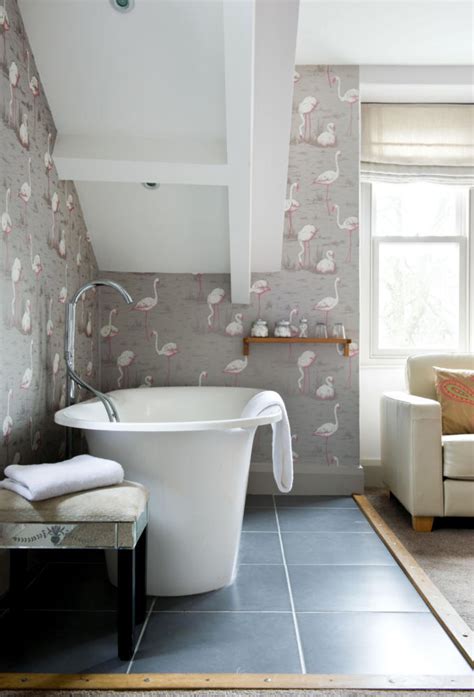 Bathroom - Flamingo Wallpaper Bathroom - 680x1000 Wallpaper - teahub.io