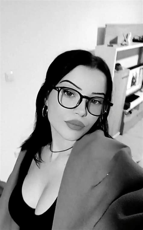 Kladuskemisice Nude Porn Pictures Xxx Photos Sex Images Pictoa