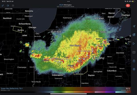 Does anyone know what type of storm this is? : r/weather