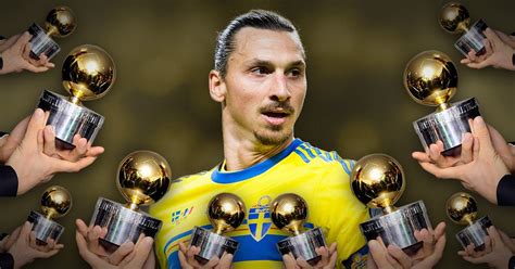Fotboll: Zlatan fick Guldbollen för tionde gången | SVT Sport