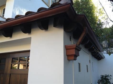 Seamless Aluminum Rain Gutters In And Around Los Angeles