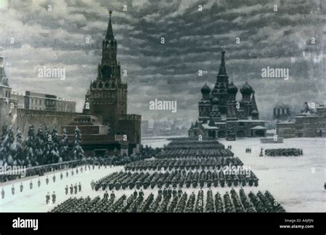 Soviet military parade hi-res stock photography and images - Alamy