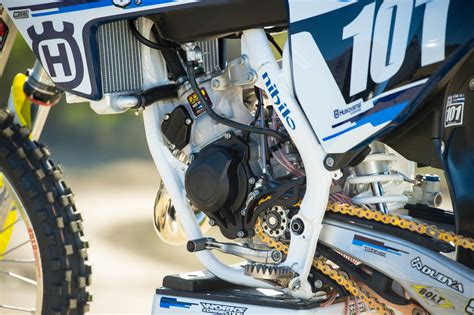 Racer X Films Garage Build 2018 Husqvarna TC 125 Racer X