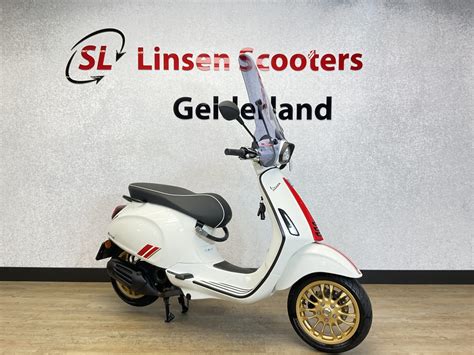 Vespa Sprint 25 Km H Racing Sixties Wit 2021 Linsen Scooters Gelderland