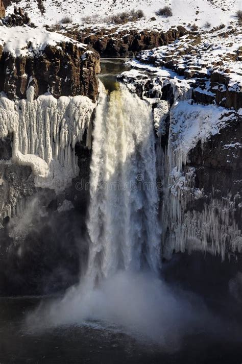 Palouse River Falls Frozen Water Wilderness Waterfall Winter Stock Image - Image of snake, rock ...