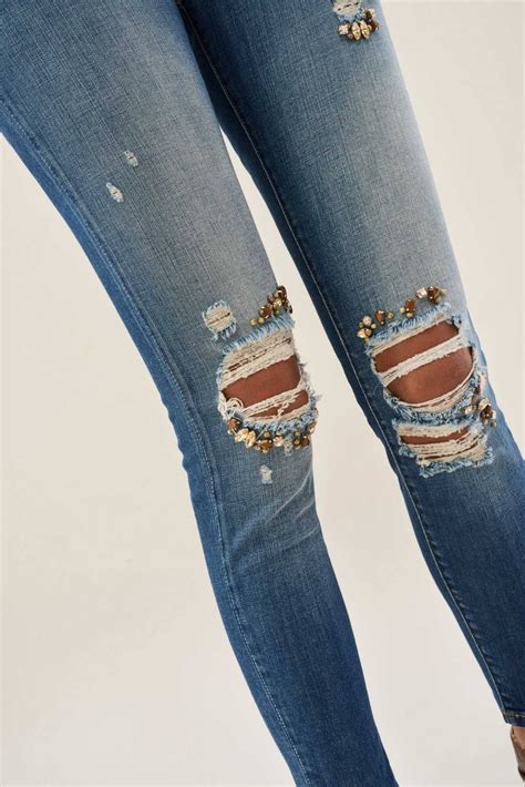 Vaqueros Wonder Capri Con Rotos Y Brillo Salsa Denim Fashion Women S