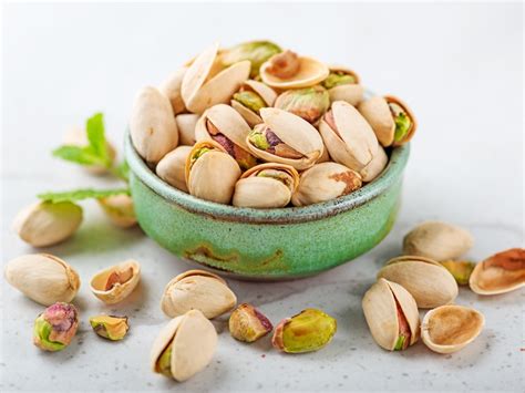 Best Pistachio Benefits Side Effects And Nutrition For Health