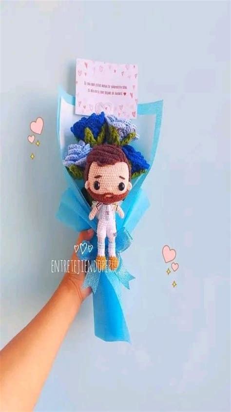 Ramo De Messi A Crochet Con Flores Artofit