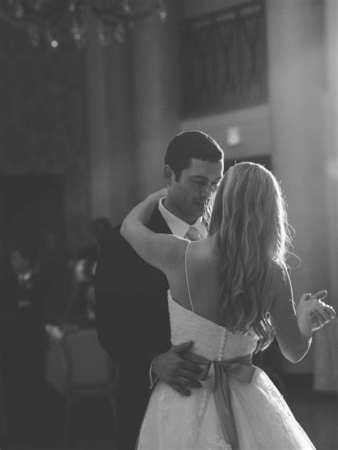 First Dance Wedding Photos Wedding Photos Creative Wedding Photography Poses First Dance