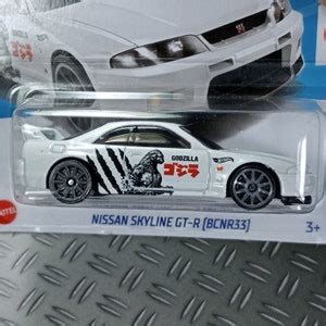 Hot Wheels Nissan Skyline Gt R Bcnr Rare Collectible Miniature Model Scale Gift Idea With