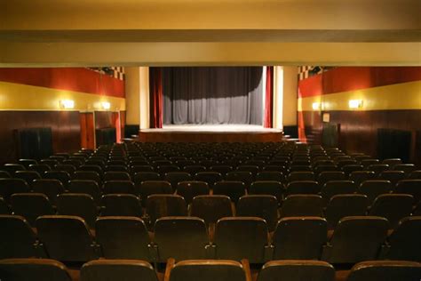 Kino Hviezda je jedno z miest kde sa koná festival Sám na javisku
