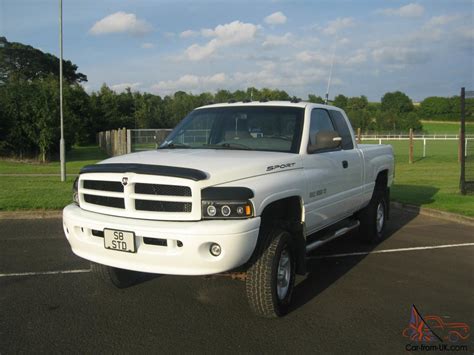 Dodge Ram 4x4 Sport Double Cab