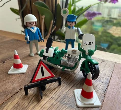 Bonecos Playmobil Antigos No Brasil