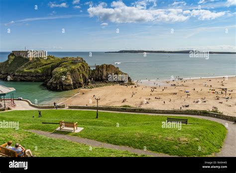 Cannon Beach Town Hi Res Stock Photography And Images Alamy