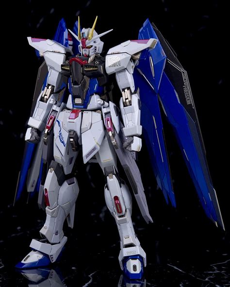 Review Metal Build Freedom Gundam Concept 2