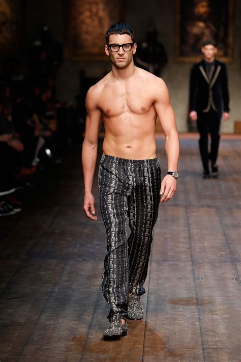 Dolce Gabbana Man Catwalk Photo Gallery Fashion Show Fall Winter