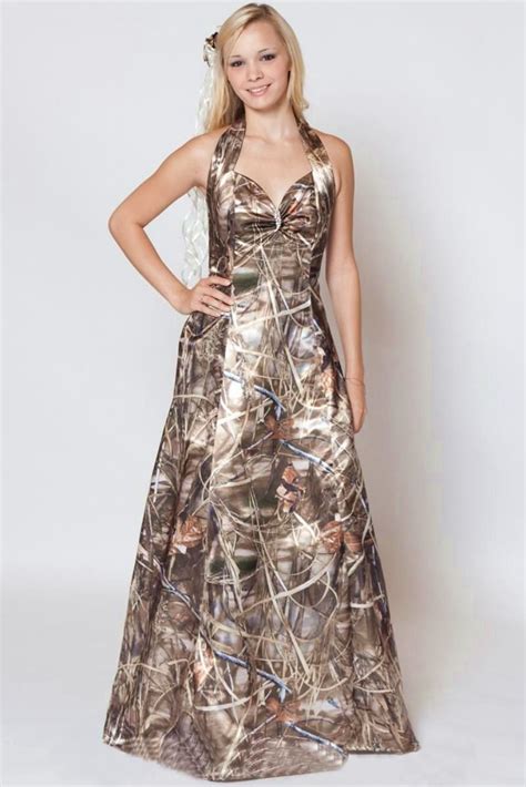 Discount 2016 Spring Camo Wedding Dresses Halter Lace Up Sleeveless