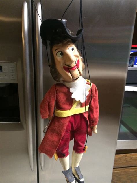 Vintage Peter Pan Disney Captain Hook Puppet Marionette Nice 1810885810