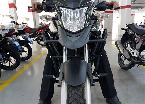 Protetor De Motor E Carenagem Coyote Preto Pedais XRE 190 Honda