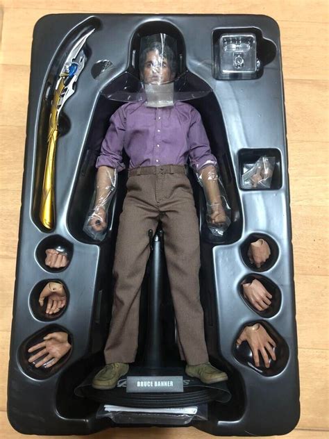 Hot Toys Mms229 Avengers Bruce Banner 1 6 Scale Action Figure Ebay