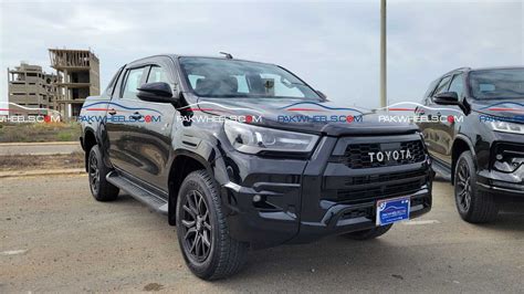 Here Exclusive Photos Of Toyota Fortuner And Revo Gr S Pakwheels Blog