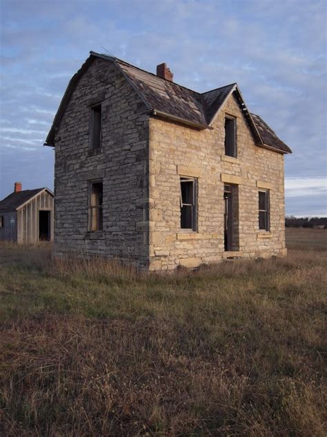 Abandoned Buildings Abandoned Farm Houses Old Farm Houses Old